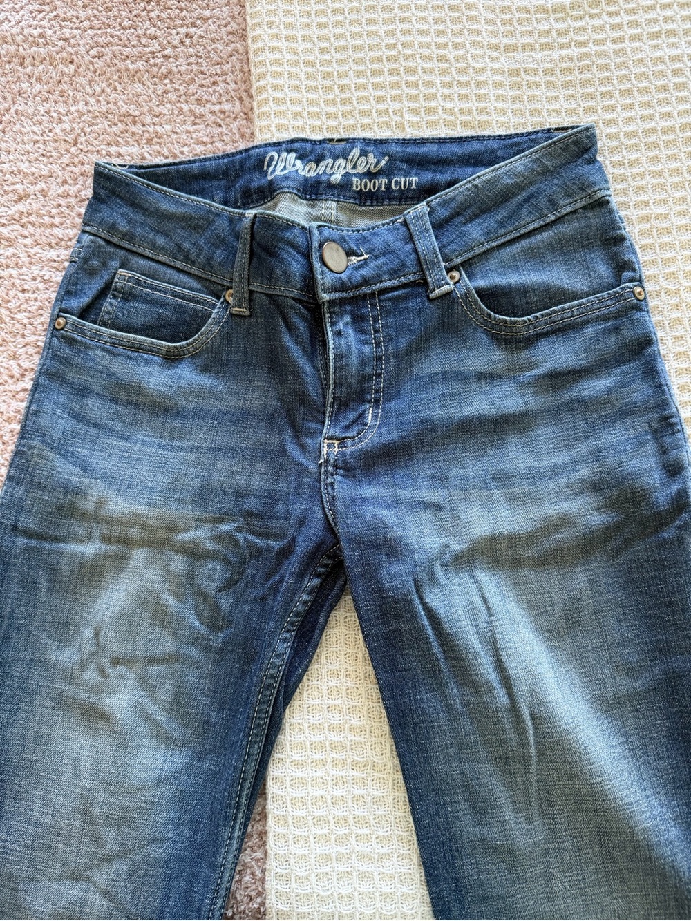 Wrangler Women’s Indigo Blue Boot Cut Jeans - Picture 9 of 15